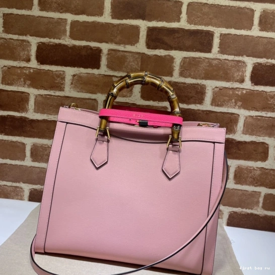 First bag ru GUCCI Diana medium bag tote 0811